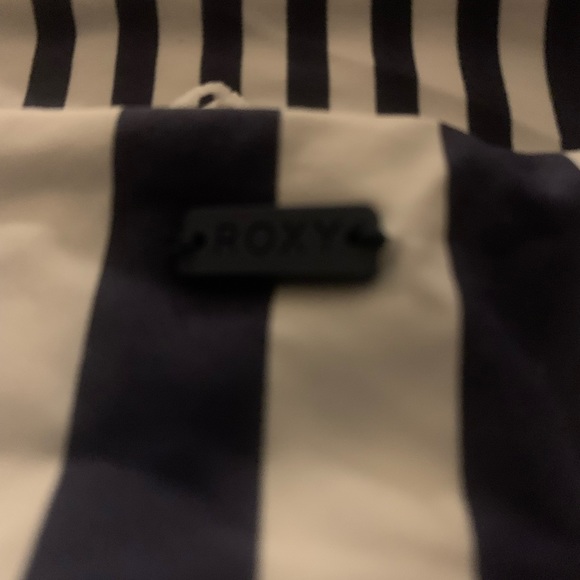 (1617) Roxy Women's Standard Parallel Paradiso Reversible Moderate Bikini Bottom - Picture 9 of 12